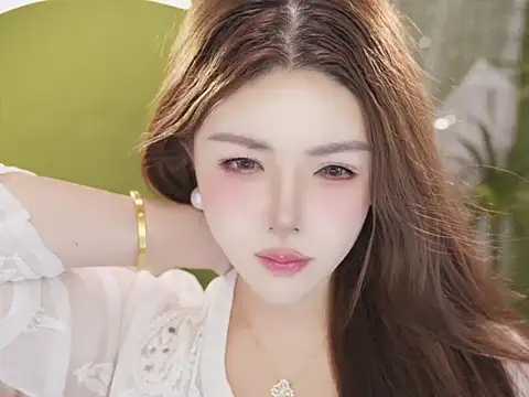 Chat XXX en directo de Qiaoqiao__