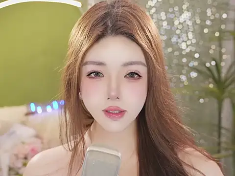 Chat XXX en directo de Qiaoqiao__