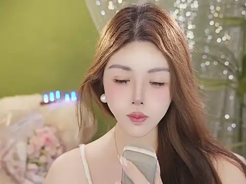 Qiaoqiao__ Obrolan Langsung XXX