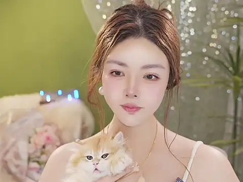 XXX chat uživo modela Qiaoqiao__