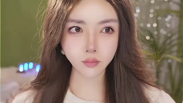 Qiaoqiao__ 现场XXX聊天