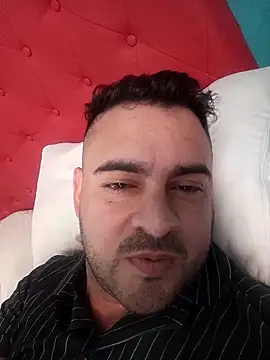 diegolebu: απευθείας συνομιλία ΧΧΧ