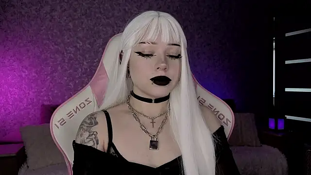 meowceline: онлайн-секс-чат