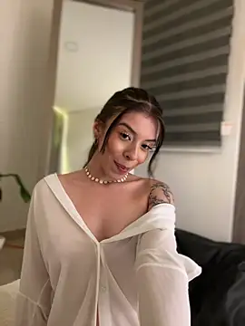 Chat +18 de AmmyCollinsW ao vivo