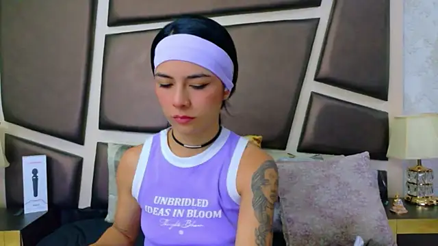 NicoleEsposito's Live XXX Chat
