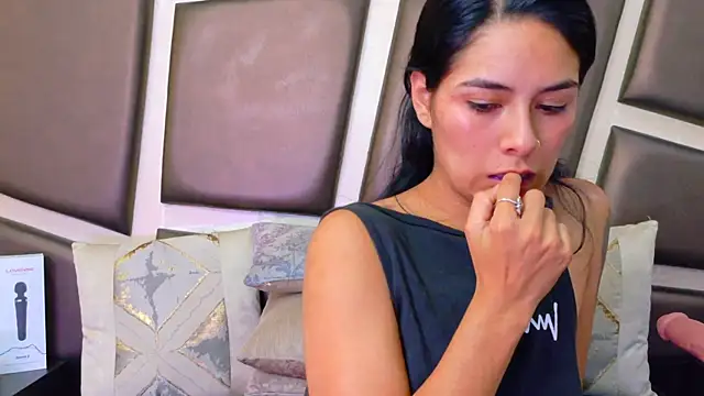NicoleEsposito: онлайн-секс-чат
