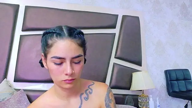 NicoleEsposito's Live XXX Chat