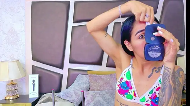 Chat XXX ao vivo de NicoleEsposito
