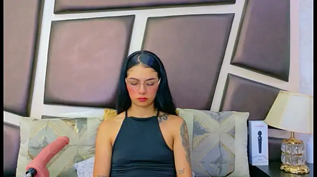 NicoleEsposito Chat XXX live