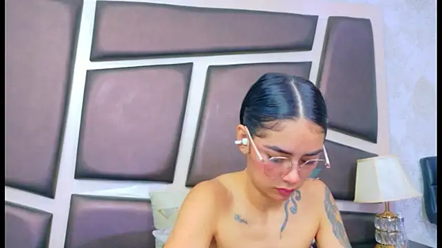 Chat XXX ao vivo de NicoleEsposito