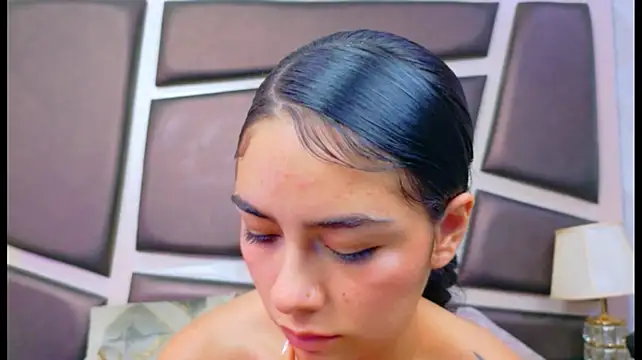 Chat +18 de NicoleEsposito ao vivo