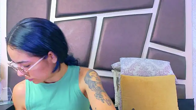NicoleEsposito Chat XXX in diretta