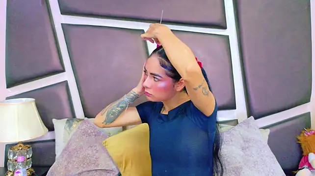 NicoleEsposito XXX чат на живо