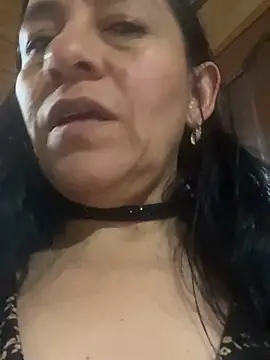 Freya_Artemisa élő XXX-chatje