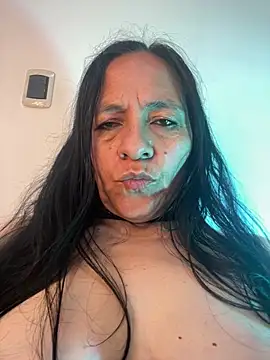 Freya_Artemisa's Live XXX Chat