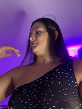 Show de cristina1800 na webcam