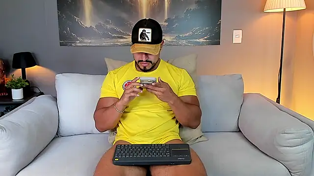 ApoloMakris Webcam show