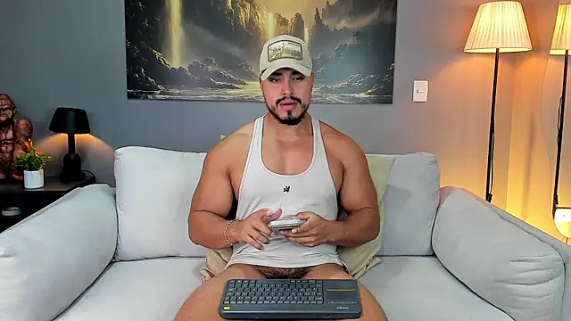 ApoloMakris Webcamshow