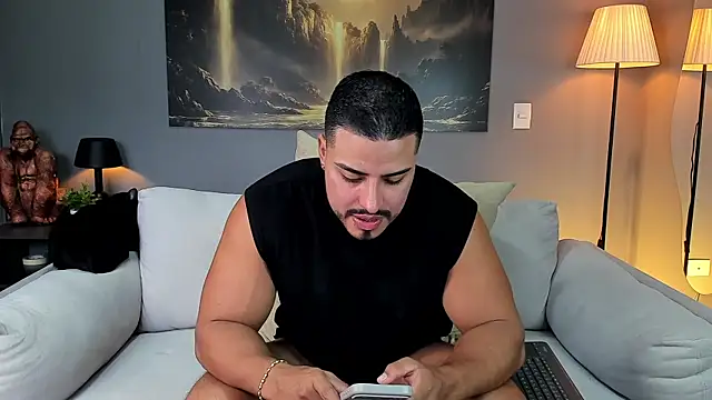 عرض كام ApoloMakris