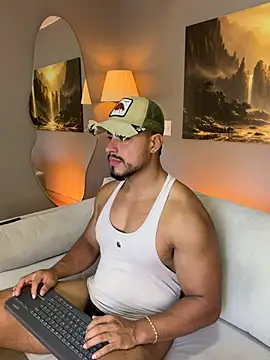 ApoloMakris – webcam-show