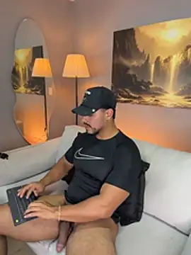 ApoloMakris Webcam show