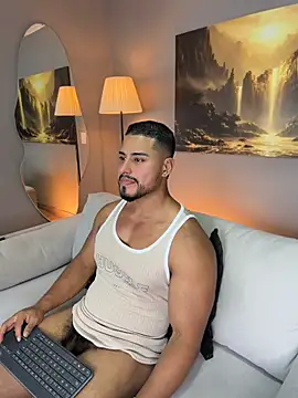 ApoloMakris Webcam Show