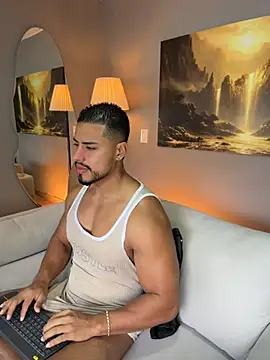 ApoloMakris' Webcam Show