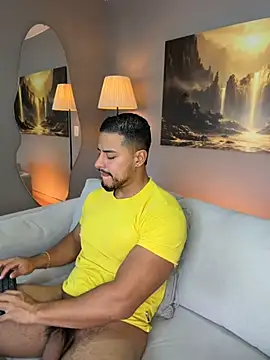 ApoloMakris Webcam Show