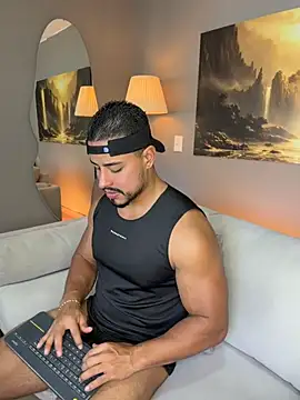 ApoloMakris webkamerás műsora