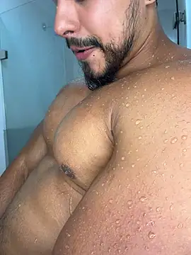 ApoloMakris Show in webcam