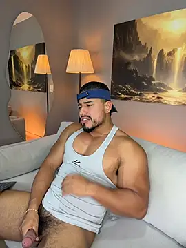 ApoloMakris Show in webcam