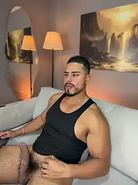 ApoloMakris Webcam Show