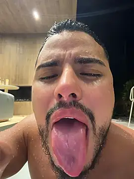 ApoloMakris Webcam-Show