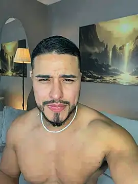 ApoloMakris 网络视讯表演