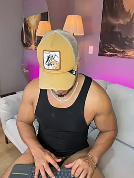ApoloMakris webkamerás műsora