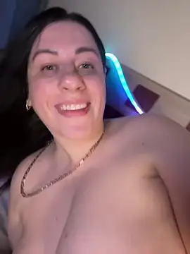 Evelinia Webcamshow