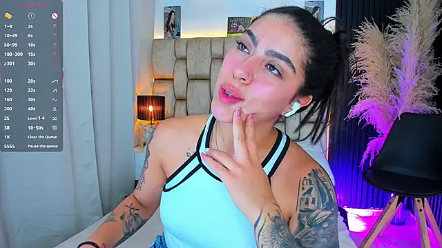 Chatroom XXX en direct de little_sophie18