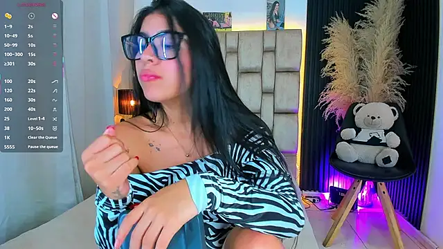 عرض كام little_sophie18