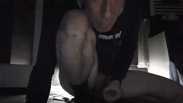 JAK-81 网络视讯表演