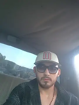 kevinsito1's Webcam Show