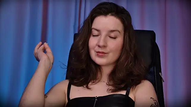 JackieByrdn Webbikameraesitys