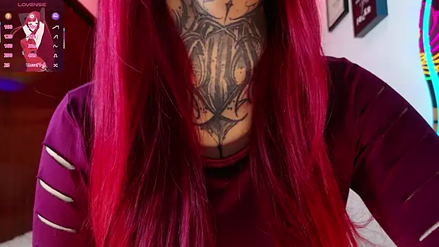 meghan_nill Adlı Modelin Canlı Sohbet Odası