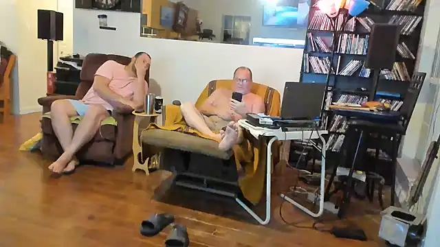 offroadnudist webcam show
