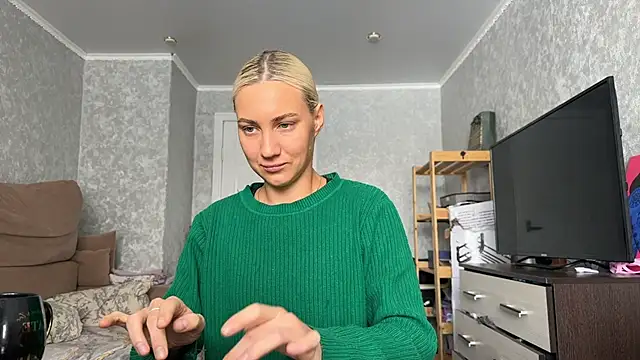 Pokój czatu na żywo – AnneBall