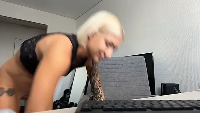 AnneBall Live XXX-Chat