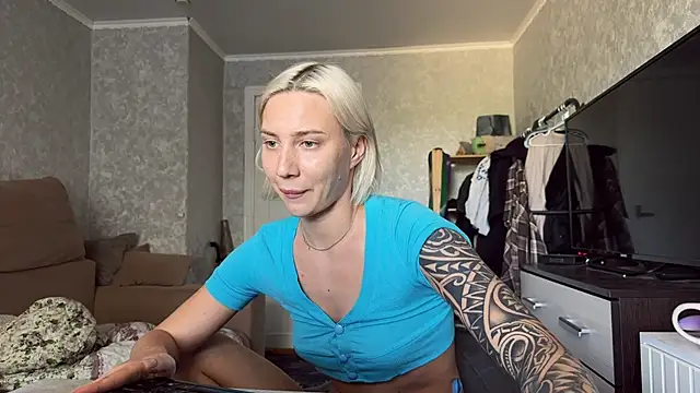 AnneBall's Live XXX Chat