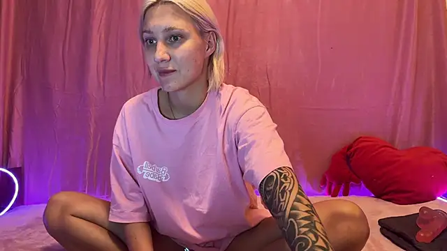 AnneBall's Live XXX Chat