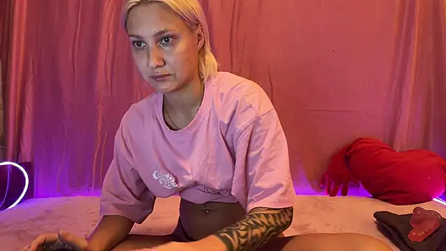 XXX chat uživo modela AnneBall