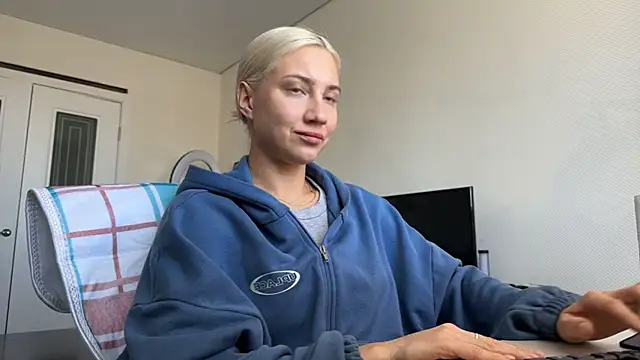 AnneBalln Webbikameraesitys