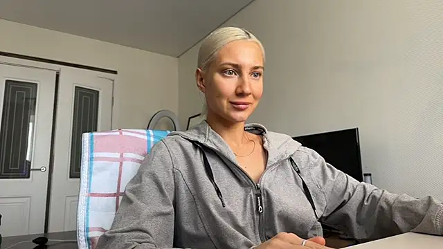 AnneBall Show Webcam